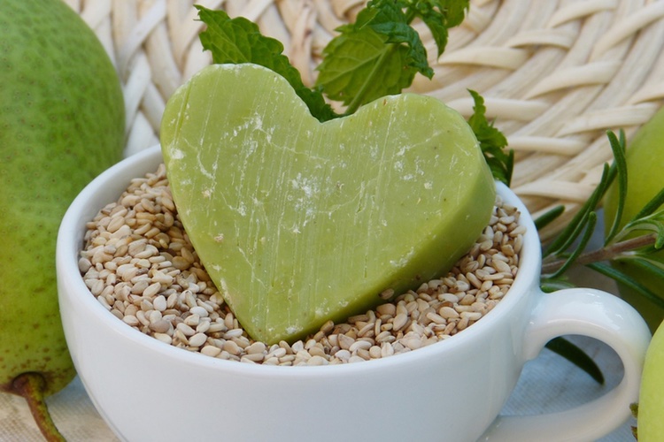 3 easy ways to improve your green beauty packaging credentials 
