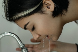 54% of consumers have used hand or dish soap to wash their face, new study finds
