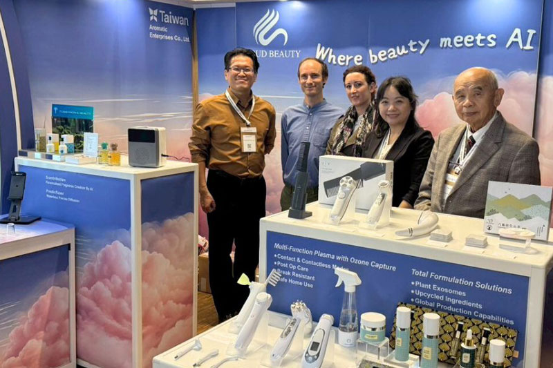 A warm thank you for visiting the Cloud Beauty booth at COSMETIC 360!