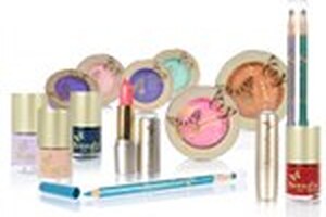 Accessorize debuts colour cosmetics range