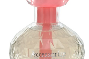 Accessorize welcomes spring with new Happy Daisy fragrance