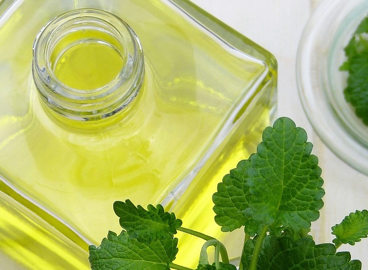 Agilex Fragrances acquires perfumery house Fragrance West
