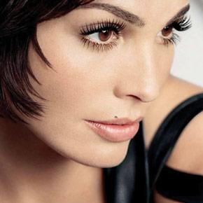 Allergan to market eyelash growth promoter