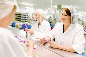 Amelia Knight ramps up UK business with Pascalle Cosmetics acquisition 