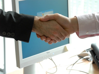 Amyris inks multi-year partnership deal with Givaudan