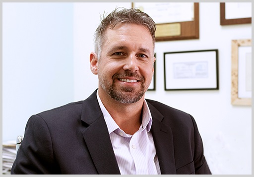 Dr Chad Larson