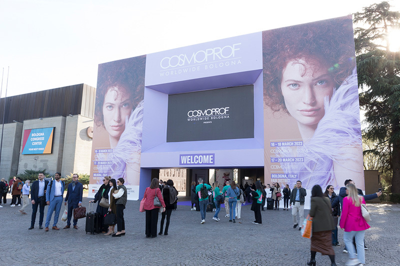 250,000 attendees and 2,984 exhibitors attended Cosmoprof Worldwide Bologna 2023