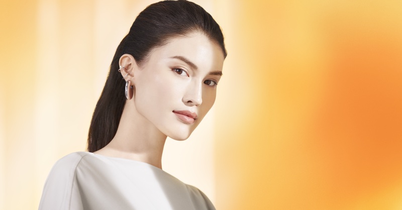 Elizabeth Arden signs Chinese supermodel Sui He for ambassador role 
