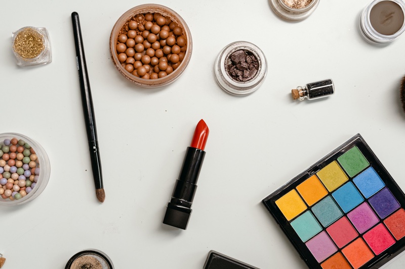 EU Commission extends list of hazardous chemicals for cosmetics
