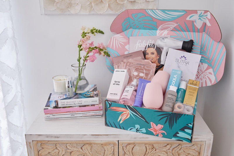 US subscription box FabFitFun recently switched to a 100% PCR paper box