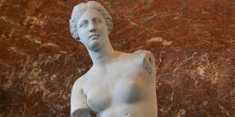 Louvre Releases Perfumes Inspired by Artworks Like the Venus de Milo