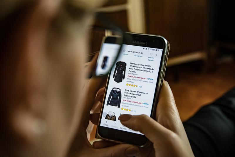 More than half of retail customers favour online window shopping over in-store