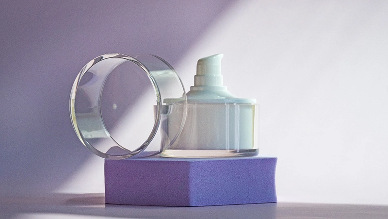 Regula Prestige Airless Jar: supreme safety with a premium look