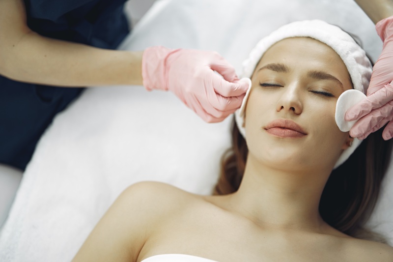 Salons come full circle as UK government gives go-ahead for close contact treatments 
