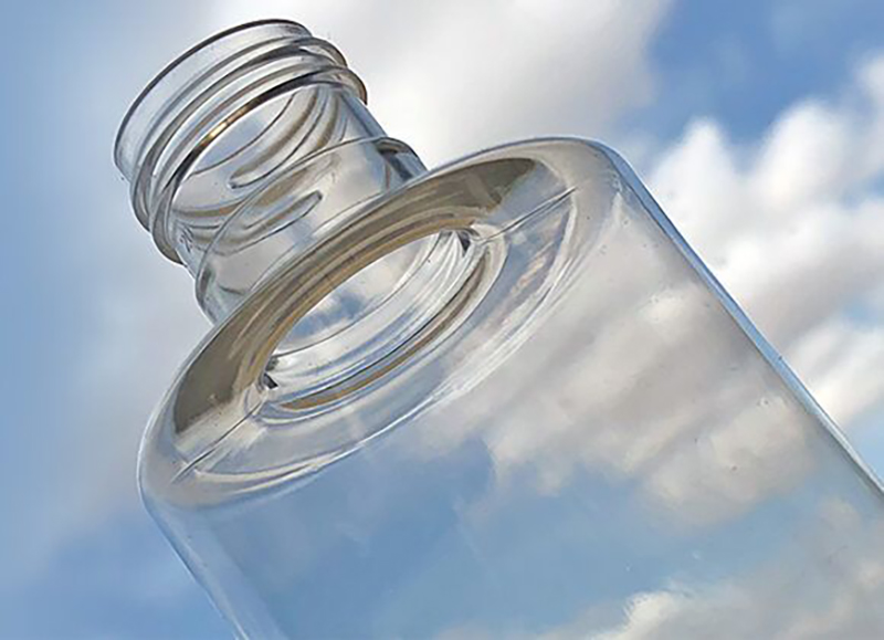 Take care of your PET bottles in the heat