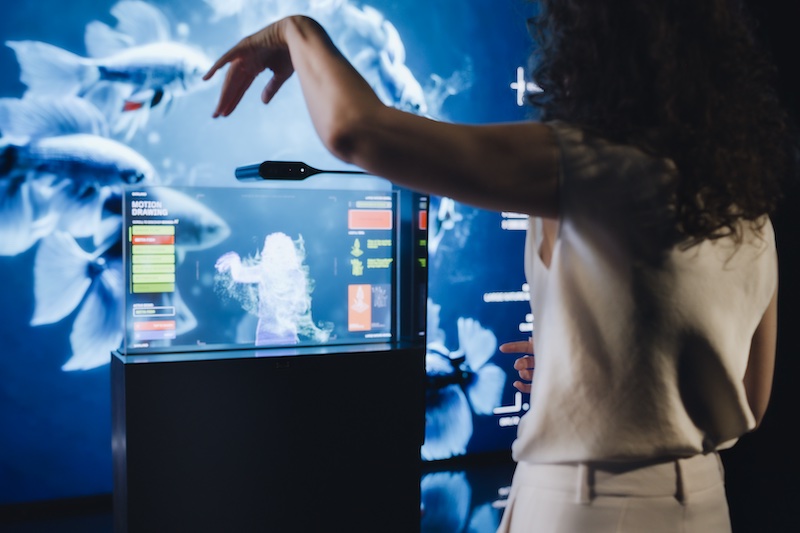 The new L’Oréal Luxe scent that smells like the inside of a computer