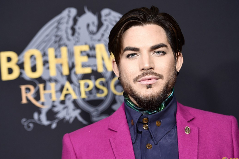 Will Adam Lambert continue to be the quintessential make-up look for men? (via Getty Images)