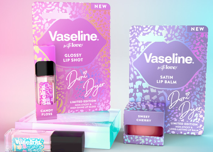 Attention-grabbing labels: Online requirements and how they are transforming beauty decoration 
