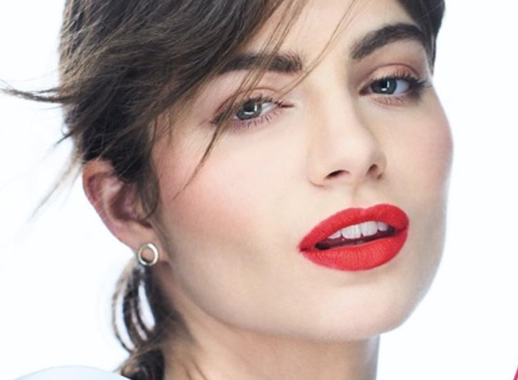 Avon launches recruitment drive to celebrate and inspire new generation of Representatives