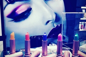 Bain Capital acquires cosmetics packaging company World Wide Packaging