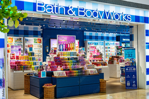 Bath & Body Works’ share price plunges after it downgrades 2025 financial outlook