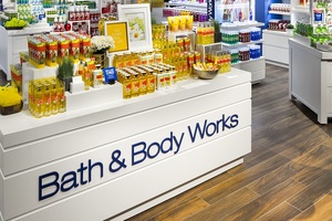 Bath & Body Works shares drop following adjusted 2022 guidance