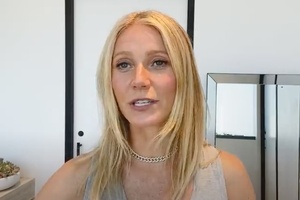 Beauty industry slams Gwyneth Paltrow for ‘dangerous’ SPF application in Vogue video 