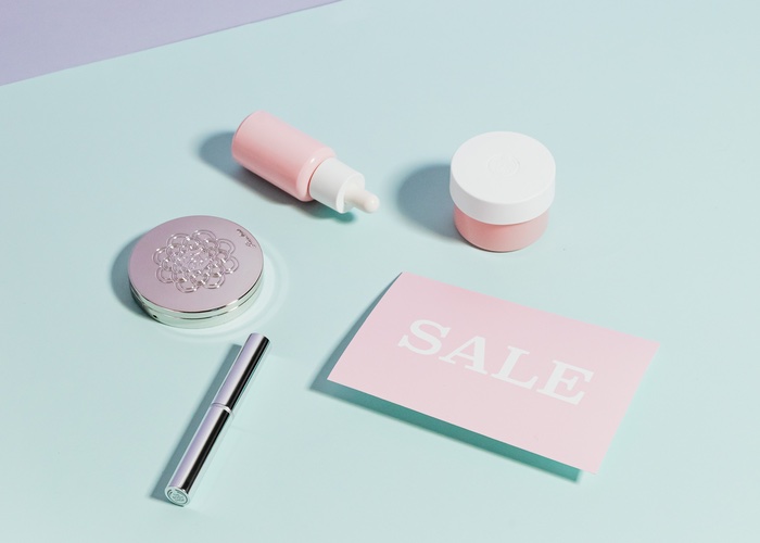 Beauty shoppers reluctant to buy new brands online, study shows 
