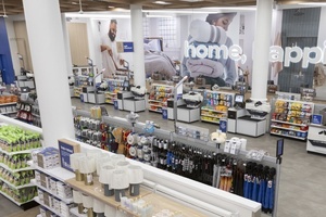 Bed Bath & Beyond’s former CEO sues over unpaid severance