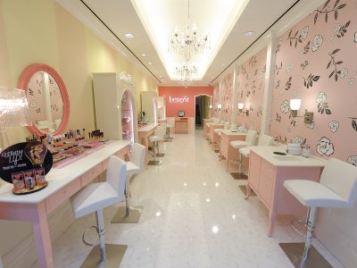 Benefit Cosmetics heads to Canada