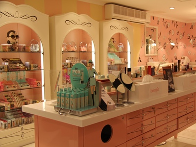 Benefit places beauty services in the spotlight