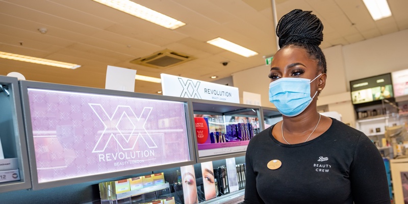 Bidders close in on £7bn sale for Boots 