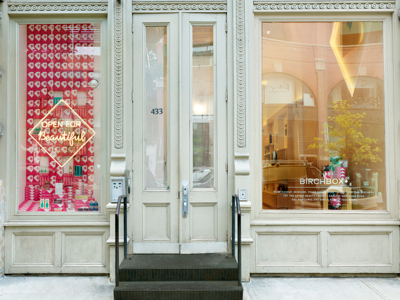 Birchbox debuts retail outlet