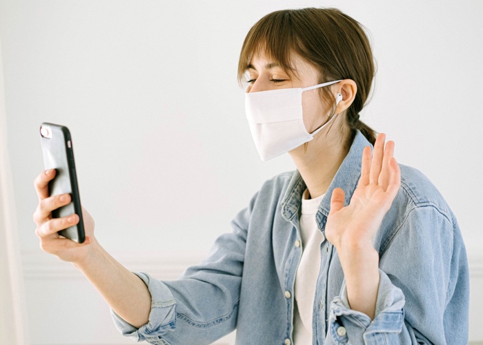 Brits admit to liking face-disguising masks in survey
