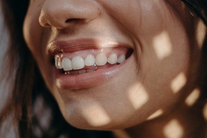 Brushing up the right way: GSK launches carbon neutral toothbrush

