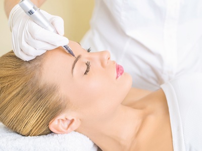 Can cosmetic tattooing enhance the make-up industry?