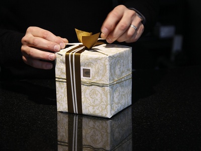 Canadian Christmas shoppers ditch Black Friday 