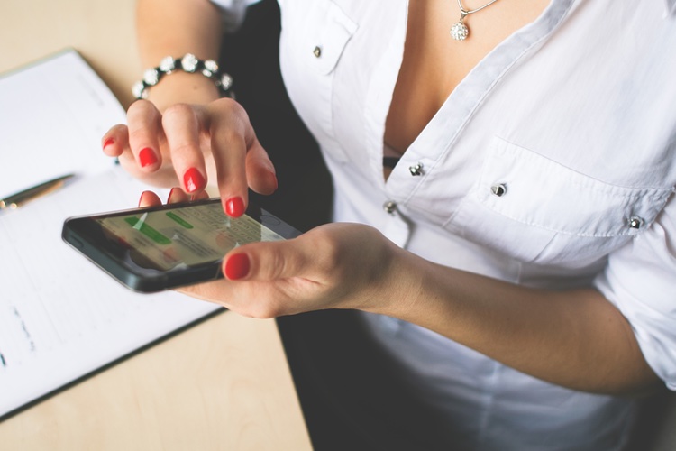Chatbot advice website beauty.bot makes its debut 