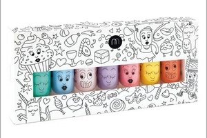 Children's nail varnishes gain popularity in France