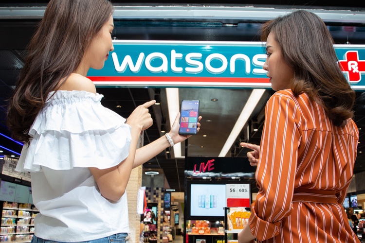CK Hutchison sets out to combine beauty and social media in China with Meitu