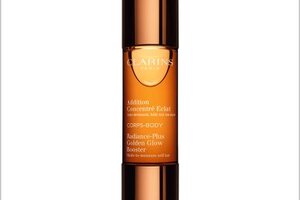 Clarins drops a golden glow