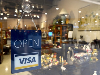 Consumer confidence takes a hit after Brexit
