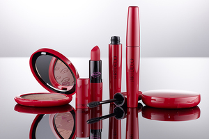 Corpack contributes to the new Love The Iconic Red collection by Artdeco
