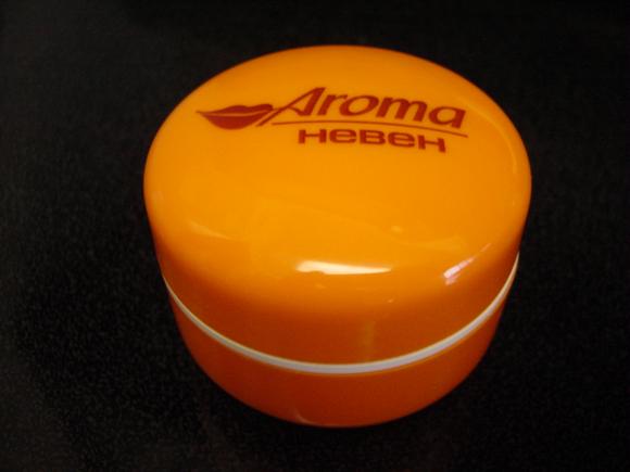 Cosmetics company Aroma to triple capital