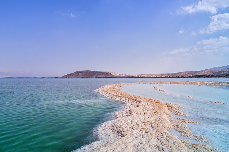 Cosmetics with Dead Sea salt minerals offer relief for problematic skin conditions