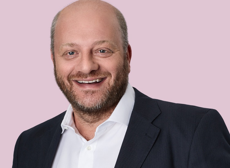 Coty CEO steps down and announces replacement
