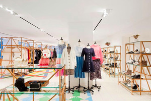 Covid-19: Nordstrom is closing 380 stores for two weeks