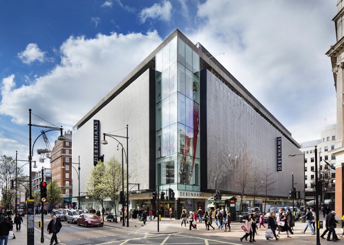 Debenhams hires experts to draw up contingency plans for possible liquidation 
