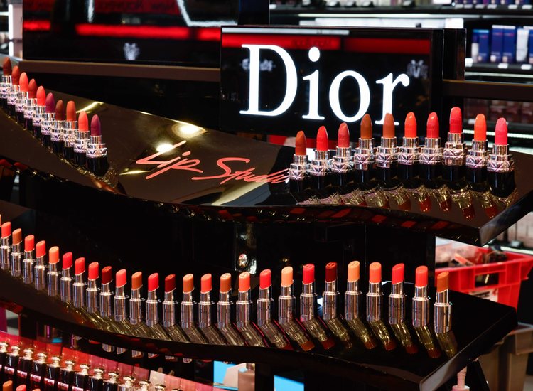 DIAM brightens up retail displays with cosmetics testers and dummies 