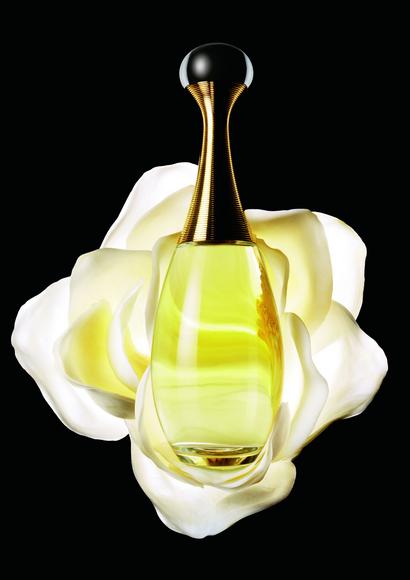 Dior reinterprets J'adore